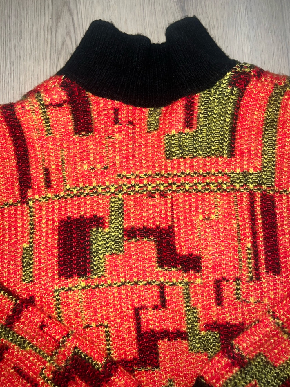 Collusion Geometric Sweater Size M - Picture 16 of 17
